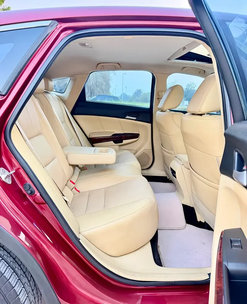 Honda Crosstour 3.5 AT 4WD (281 hp) - 12