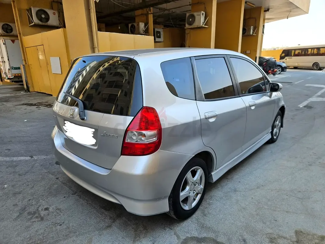Honda Jazz 1.5 AT (120 حصان) - 4