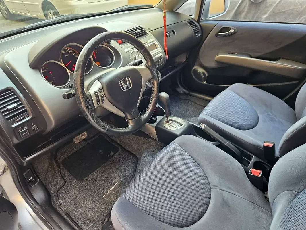 Honda Jazz 1.5 AT (120 حصان) - 8