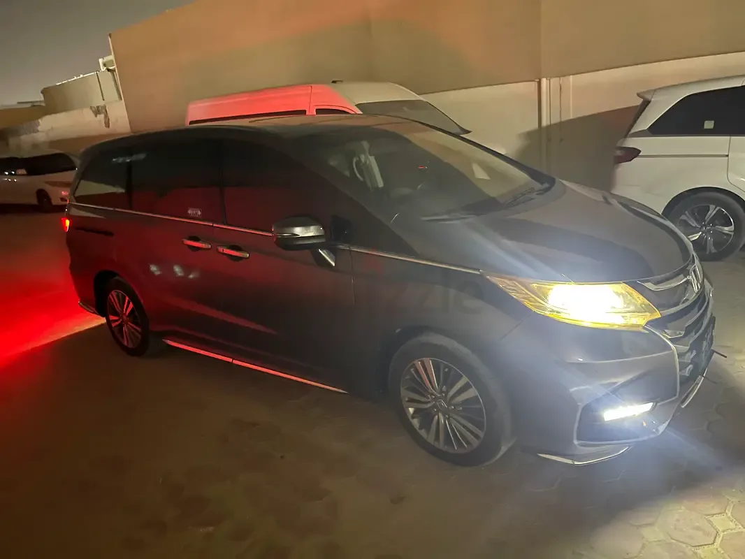 Honda Odyssey 2.4 AT (206 hp)