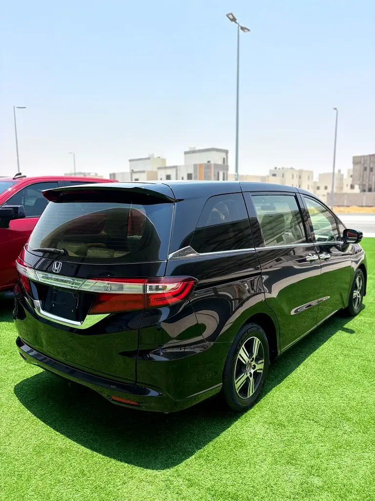 Honda Odyssey 2.4 AT (206 حصان) - 4
