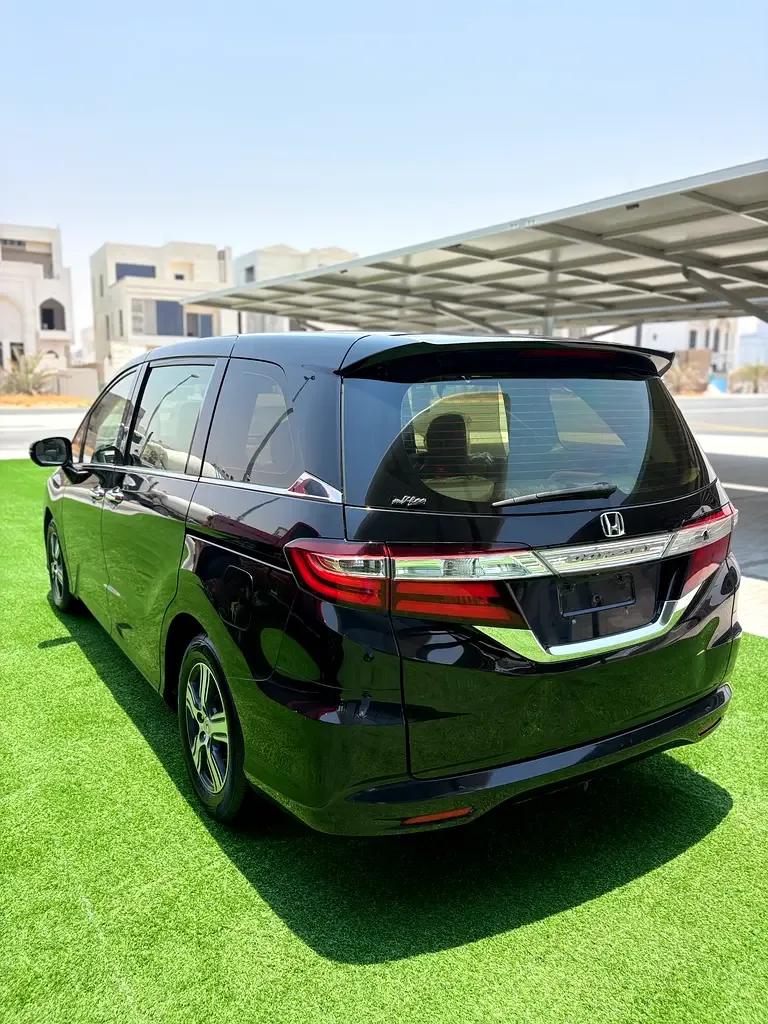 Honda Odyssey 2.4 AT (206 حصان) - 5