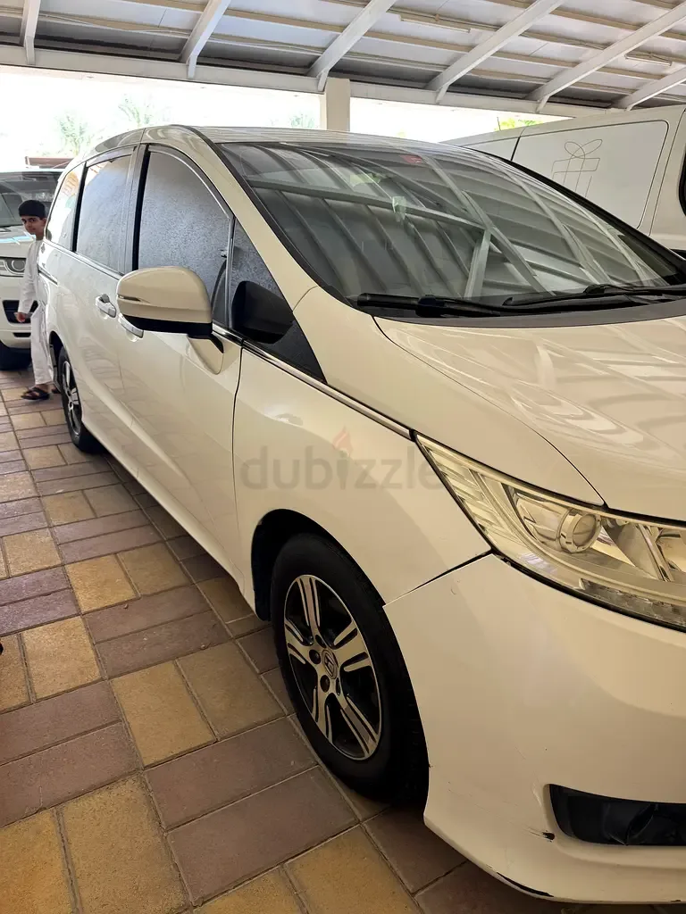 Honda Odyssey 2.4 AT (206 حصان) - 3
