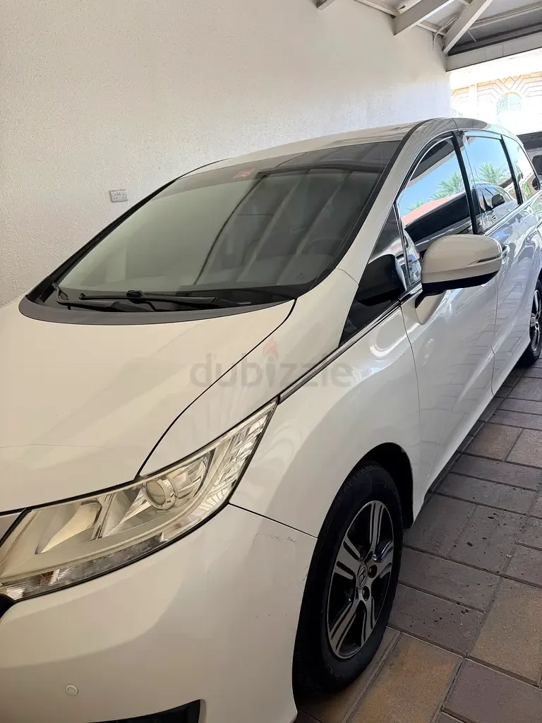 Honda Odyssey 2.4 AT (206 حصان) - 2