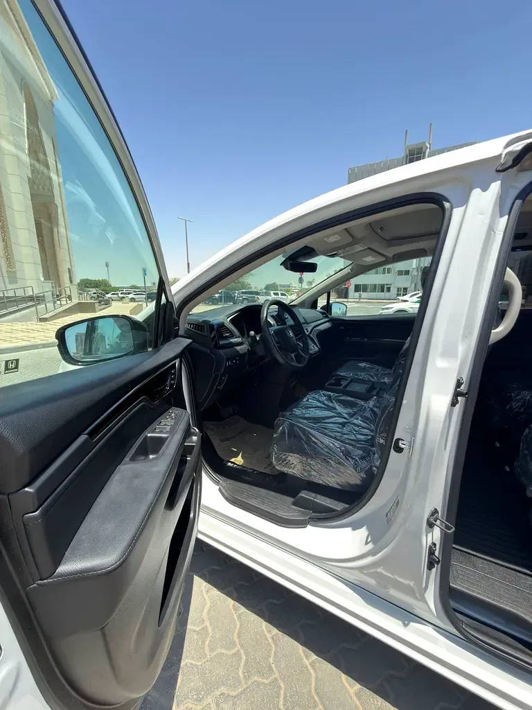 Honda Odyssey 2.4 CVT (175 hp) - 18