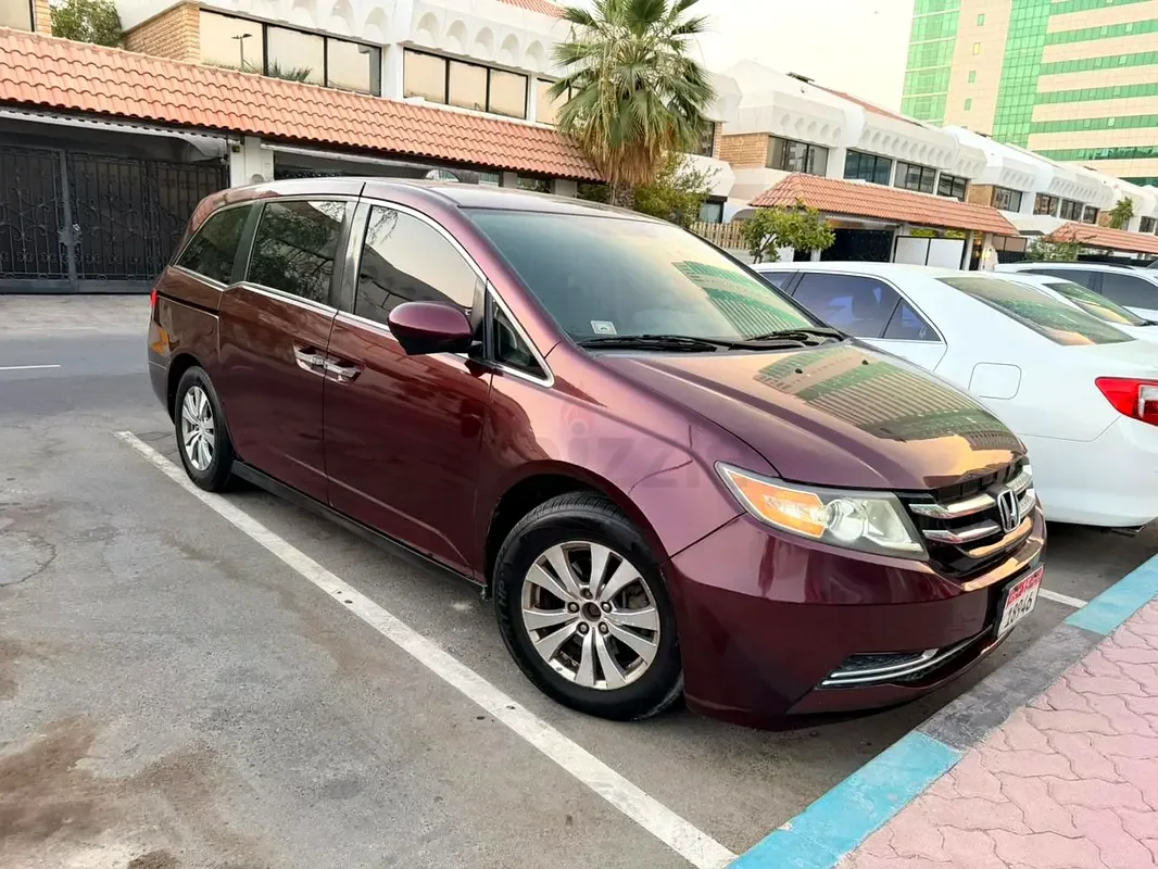 Honda Odyssey 3.5 AT (250 hp)