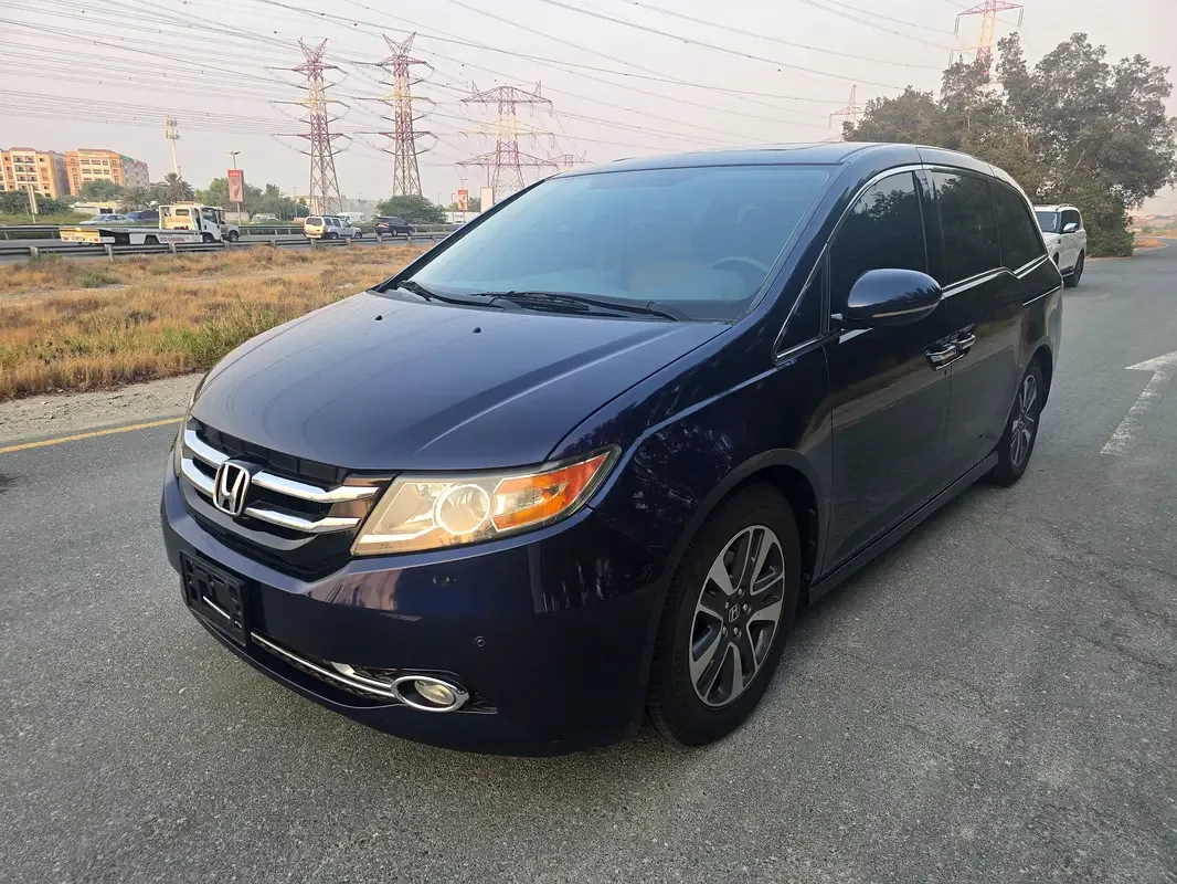 Honda Odyssey 3.5 AT (250 hp)