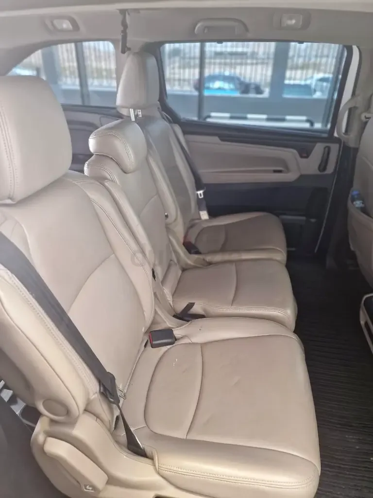 Honda Odyssey 3.5 AT (284 hp) - 4