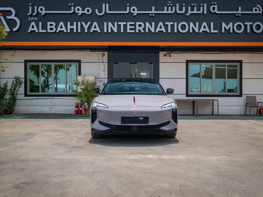 Hongqi EH7 AT (344 hp) - 2