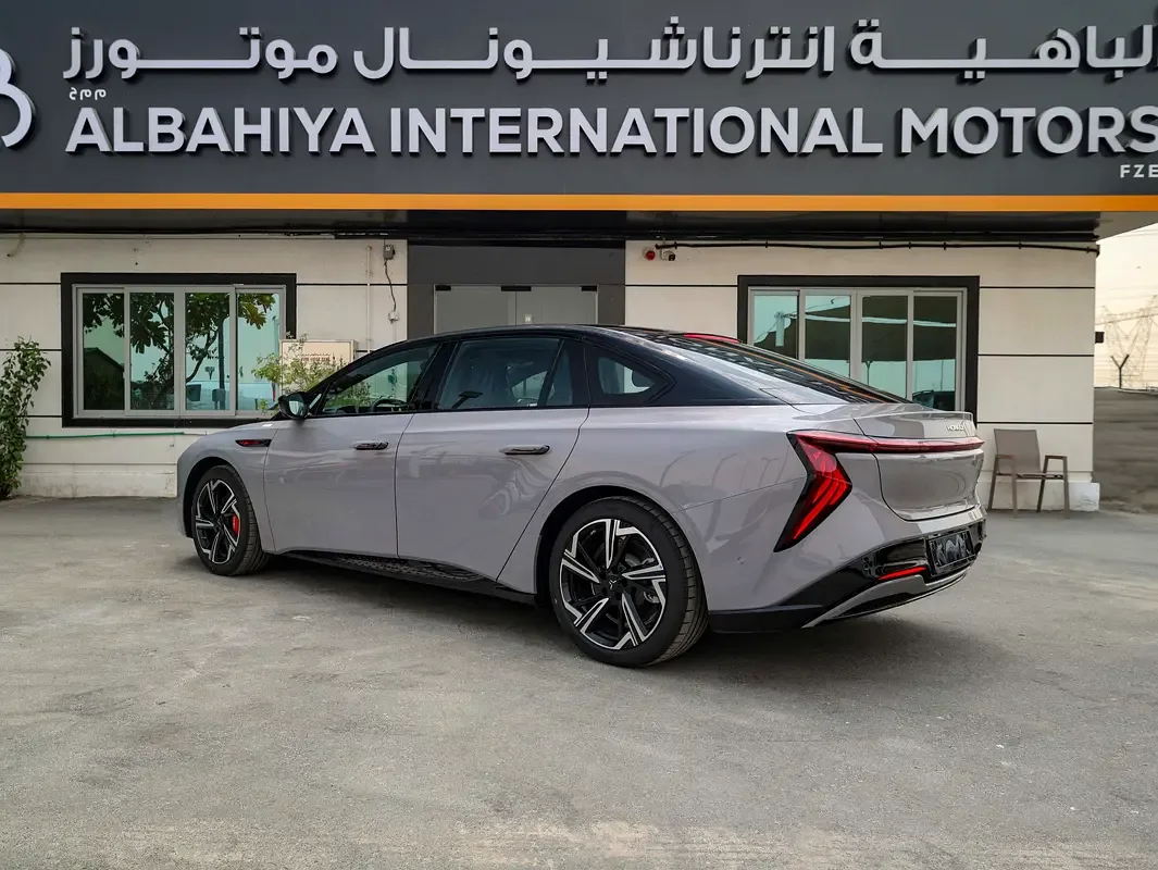 Hongqi EH7 AT (344 hp) - 3
