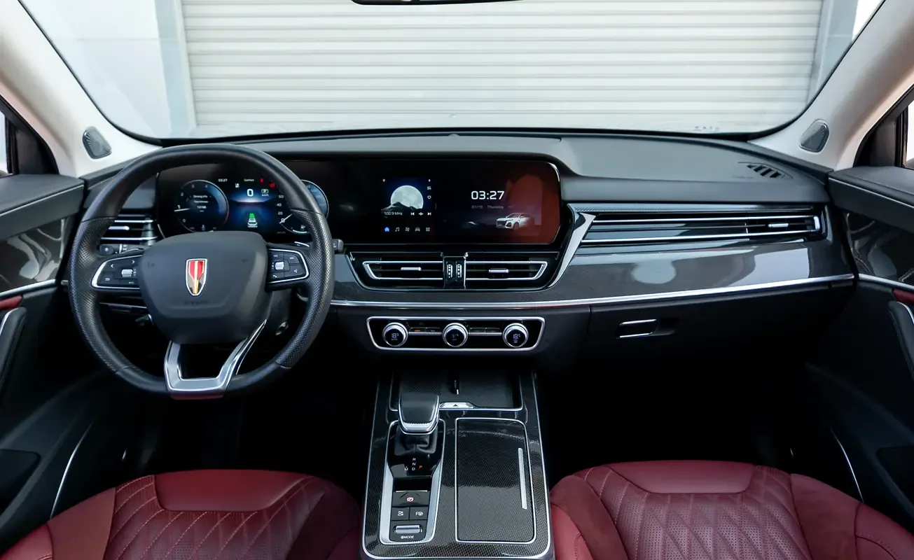 Hongqi HS5 2.0 AT (252 حصان) - 9