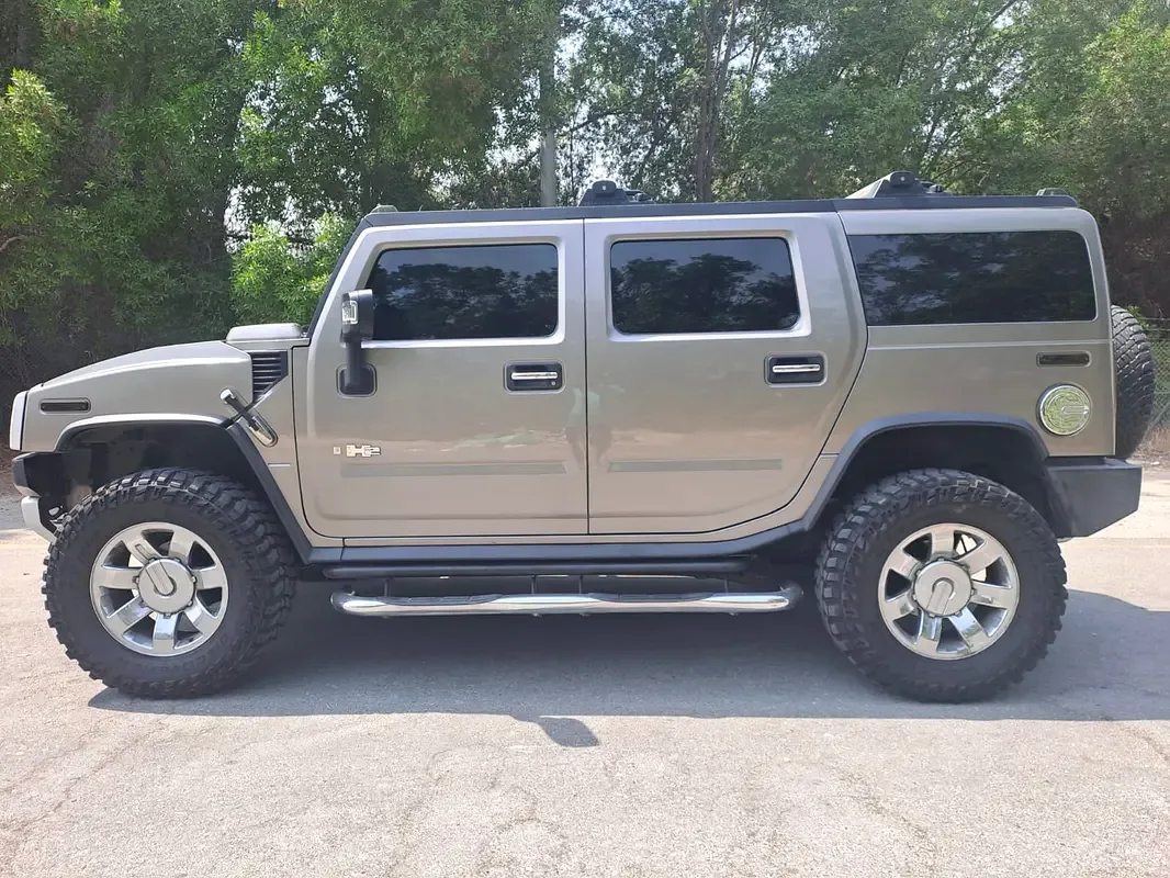 Hummer H2 6.2 AT 4WD (393 حصان) - 6