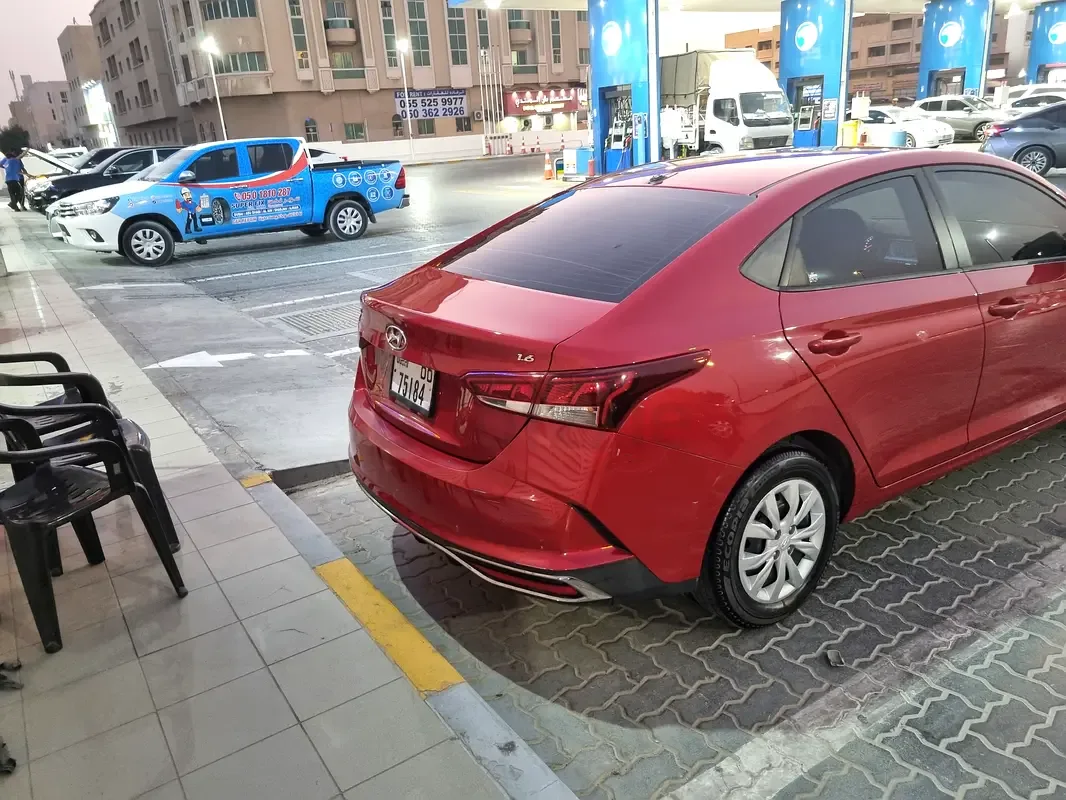 Hyundai Accent 1.4 AT (100 حصان) - 4