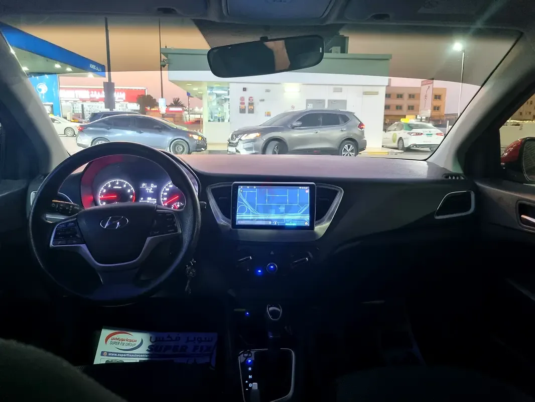 Hyundai Accent 1.4 AT (100 حصان) - 8