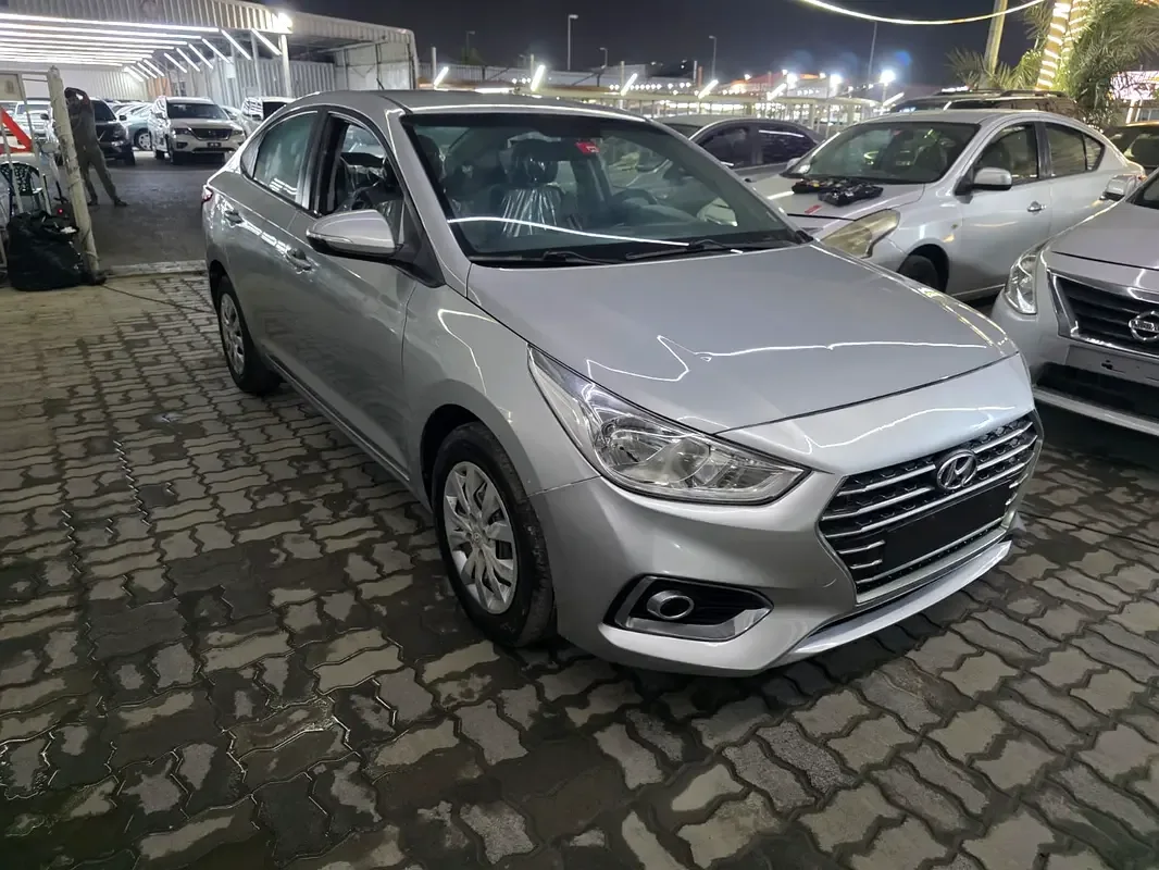 Hyundai Accent 1.4 AT (100 hp)