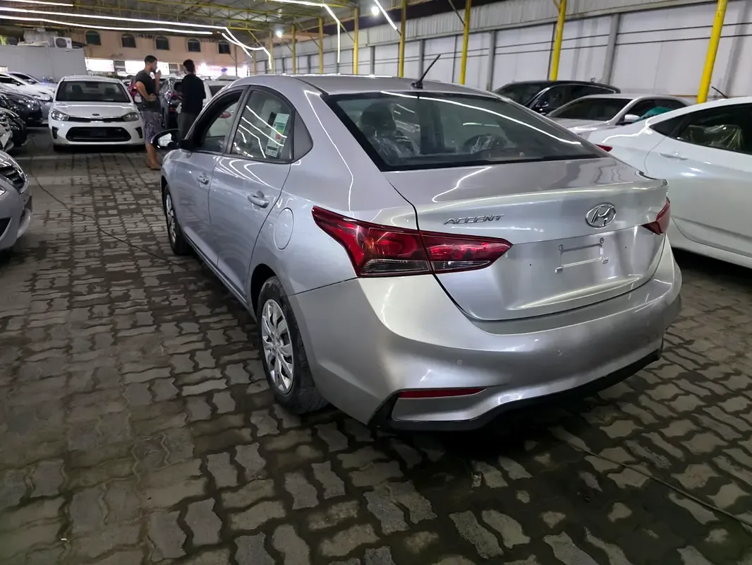 Hyundai Accent 1.4 AT (100 hp) - 11