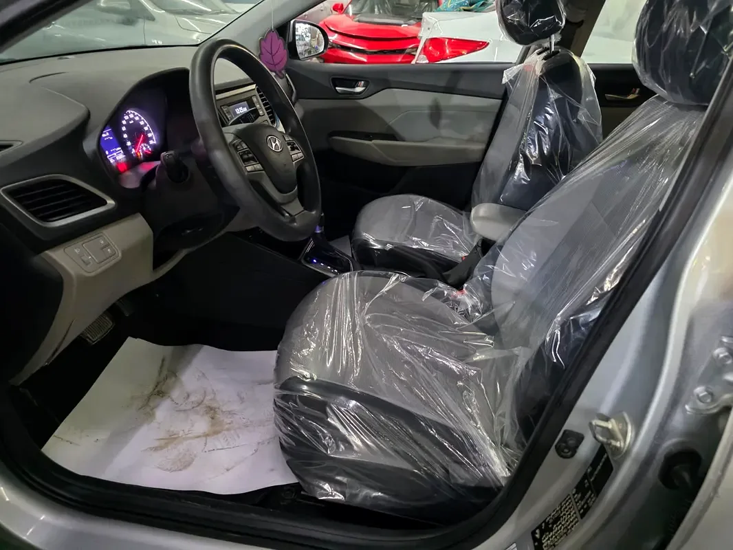 Hyundai Accent 1.4 AT (100 hp) - 14