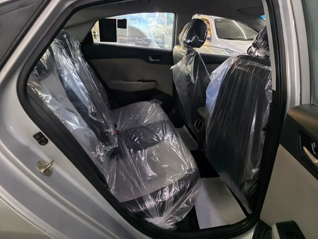 Hyundai Accent 1.4 AT (100 hp) - 13