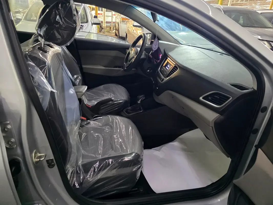 Hyundai Accent 1.4 AT (100 hp) - 15