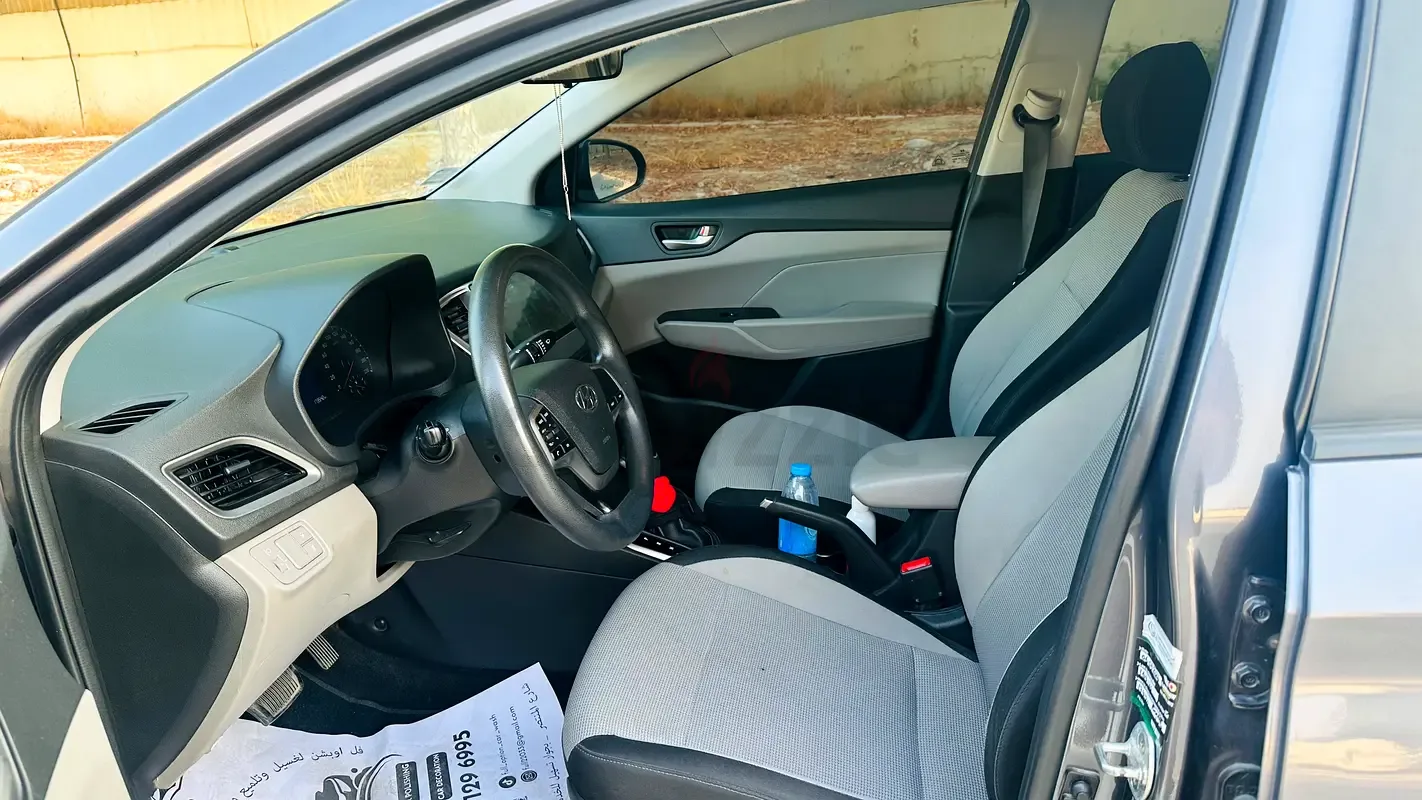 Hyundai Accent 1.4 AT (107 hp) - 3