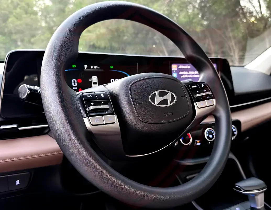 Hyundai Accent 1.5 AMT (160 حصان) - 14