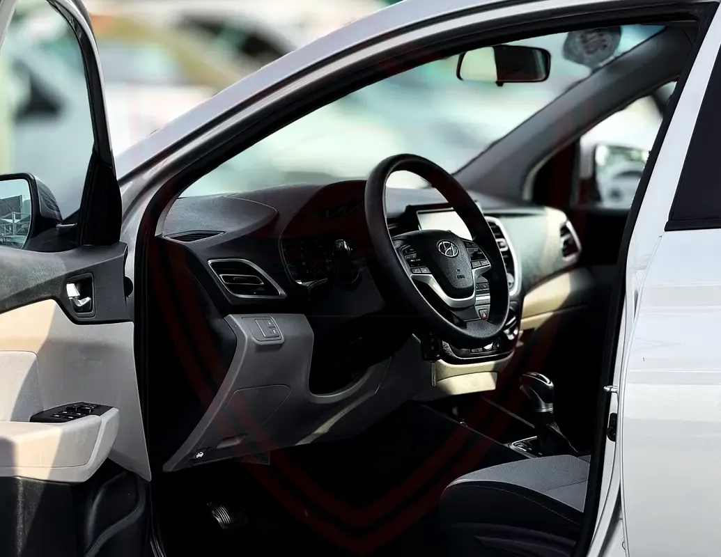 Hyundai Accent 1.5 AMT (160 hp) - 8