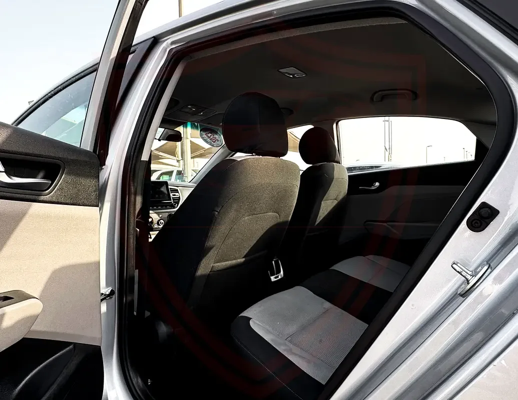 Hyundai Accent 1.5 AMT (160 hp) - 11