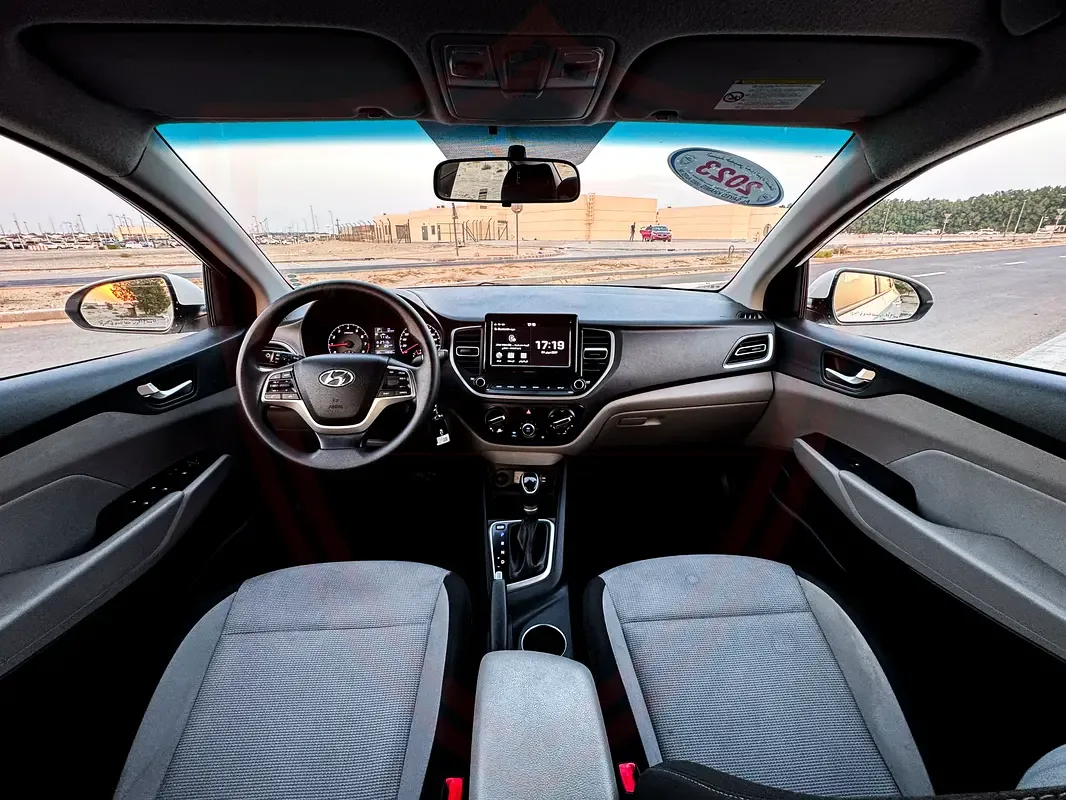 Hyundai Accent 1.5 AMT (160 hp) - 12