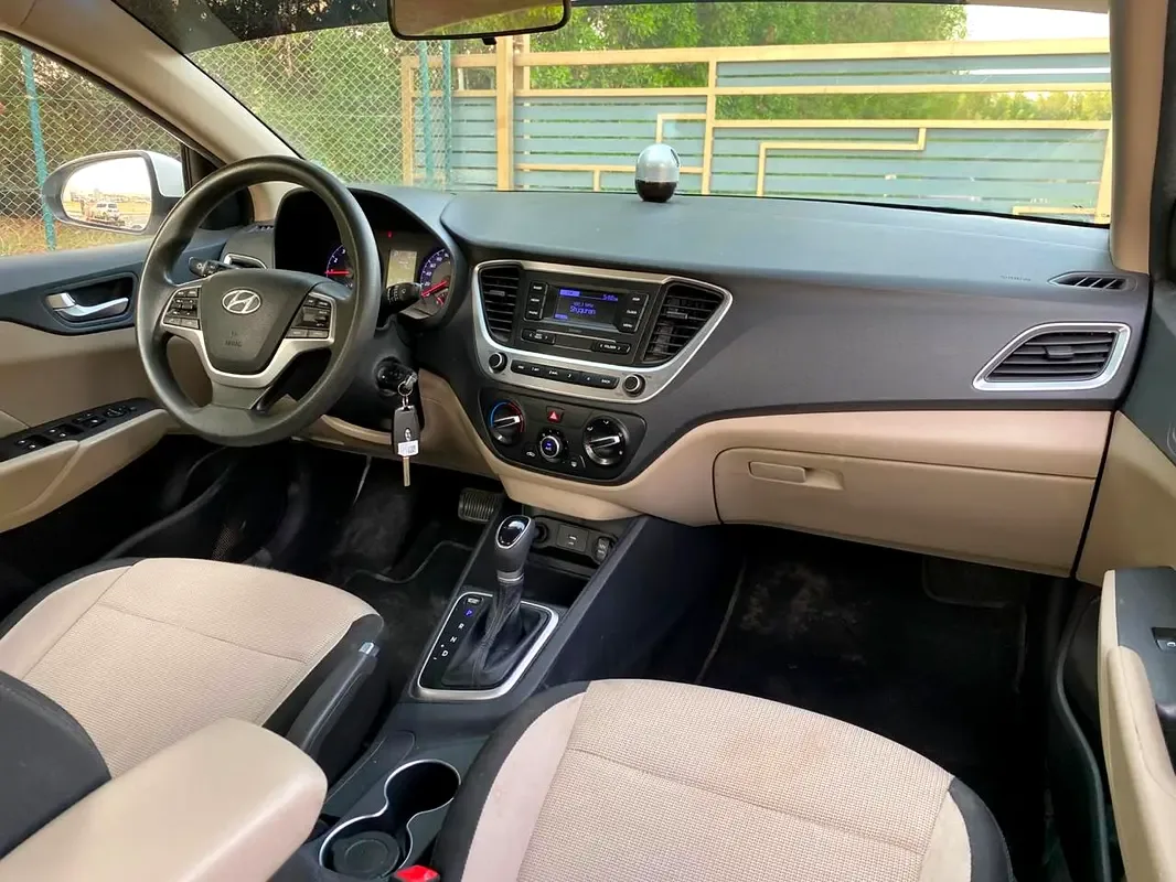 Hyundai Accent 1.5 AMT (160 hp) - 11