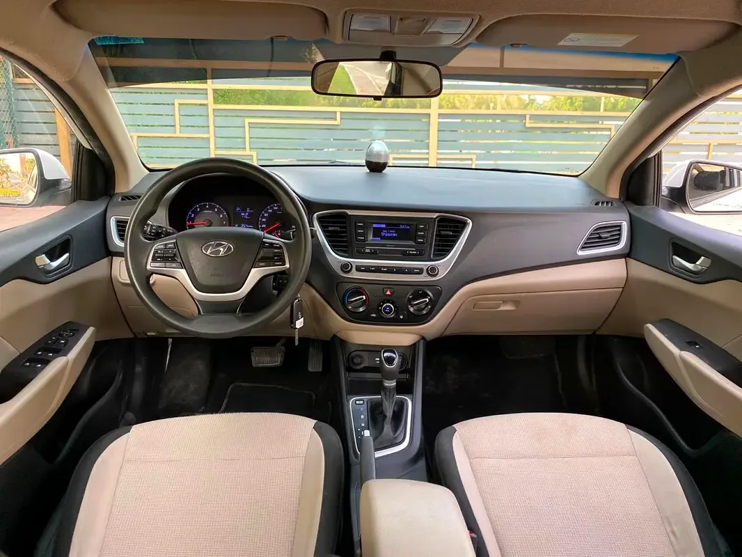 Hyundai Accent 1.5 AMT (160 hp) - 12