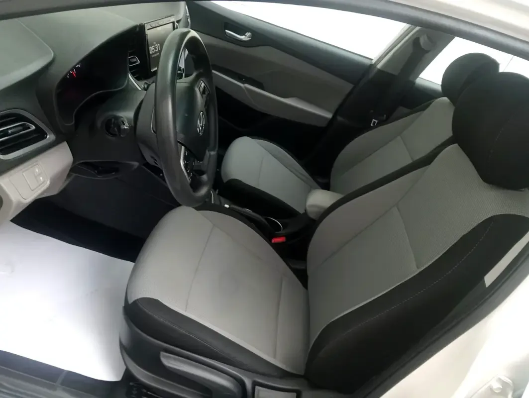 Hyundai Accent 1.5 AMT (160 hp) - 8
