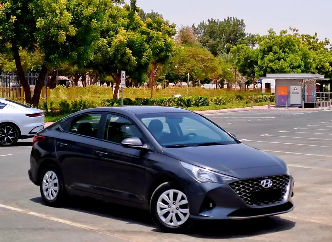 Hyundai Accent 1.5 AMT (160 حصان) - 2
