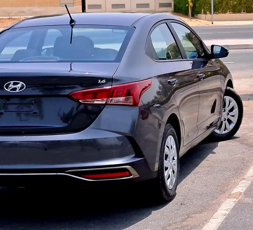 Hyundai Accent 1.5 AMT (160 حصان) - 17