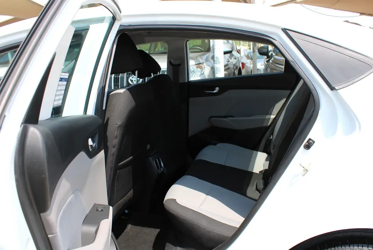 Hyundai Accent 1.5 AMT (160 hp) - 9