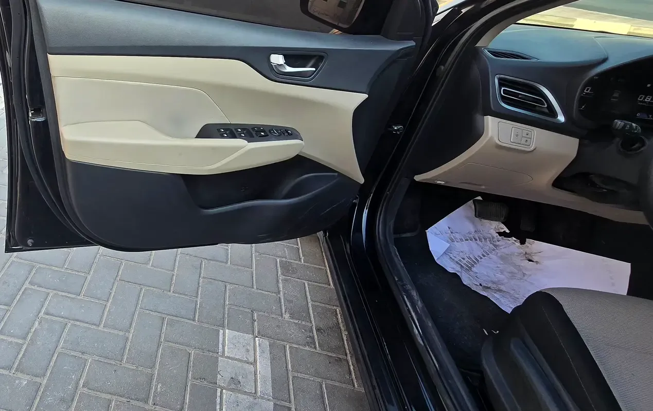 Hyundai Accent 1.5 AMT (160 hp) - 10