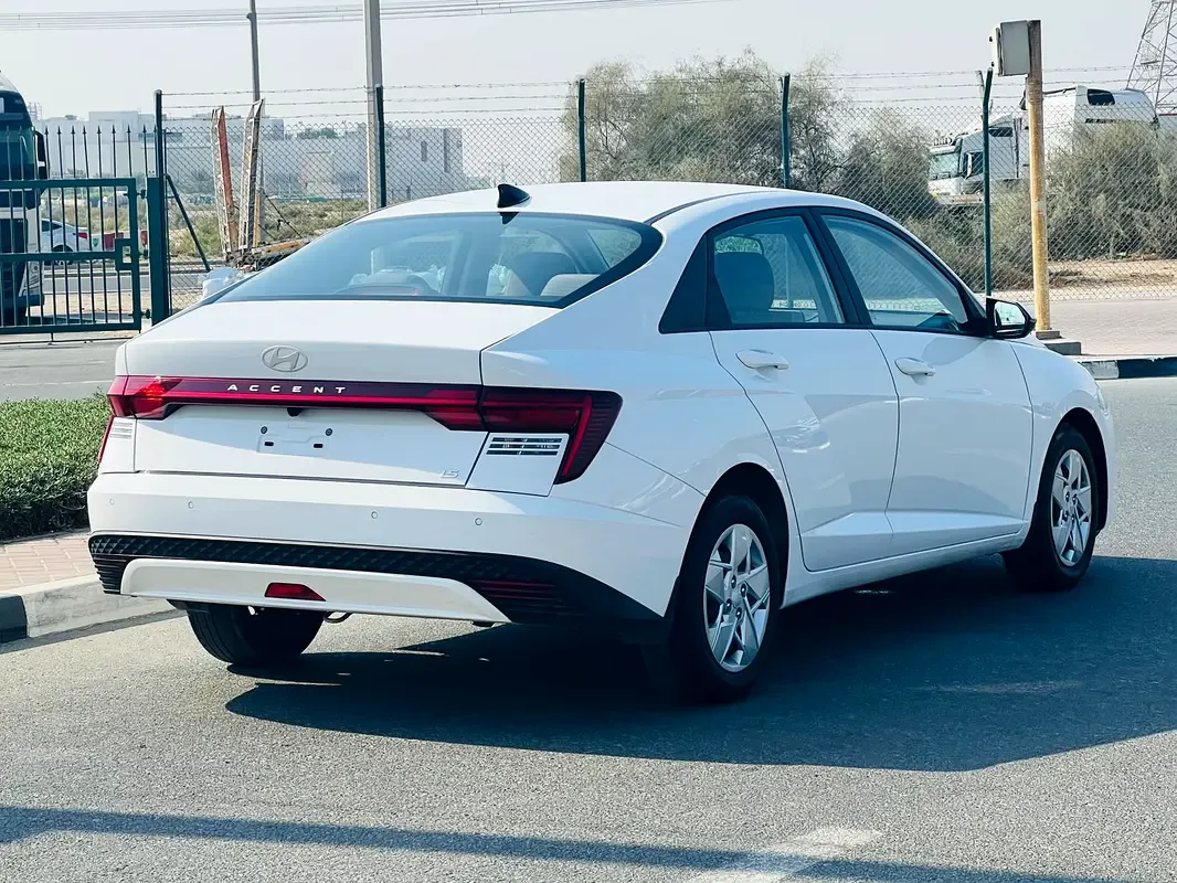 Hyundai Accent 1.5 AMT (160 hp) - 7