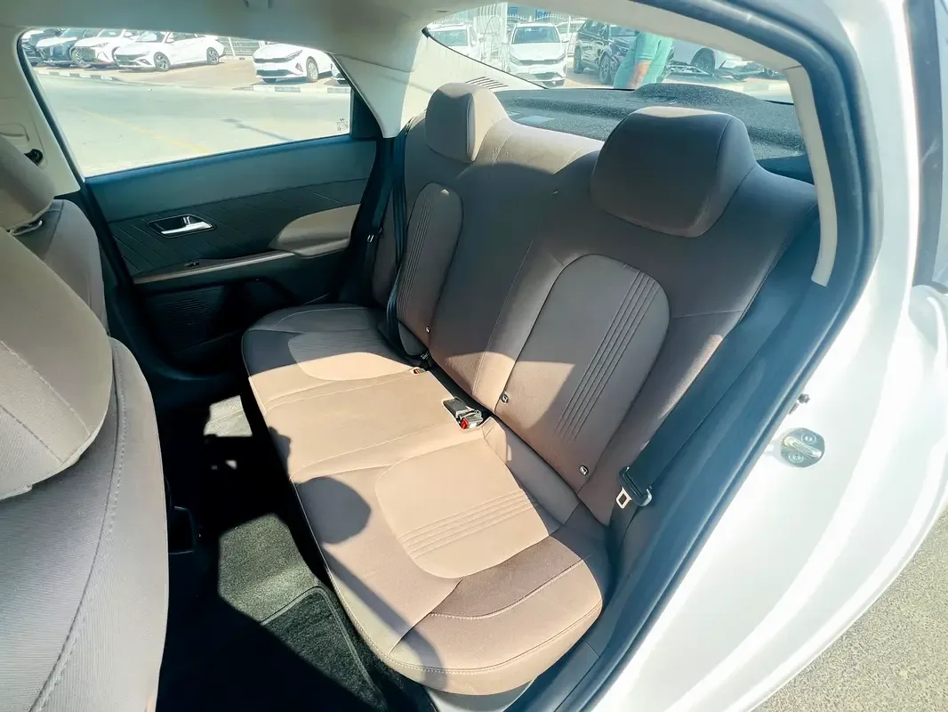 Hyundai Accent 1.5 AMT (160 hp) - 18