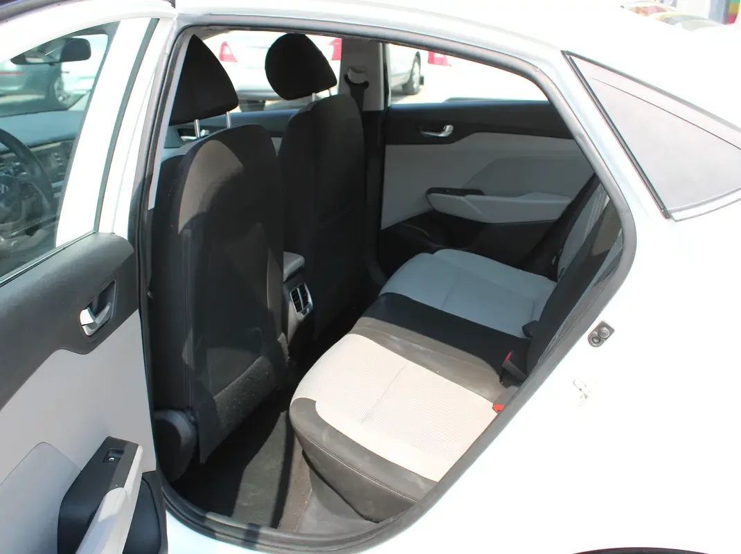 Hyundai Accent 1.6 AT (123 hp) - 9