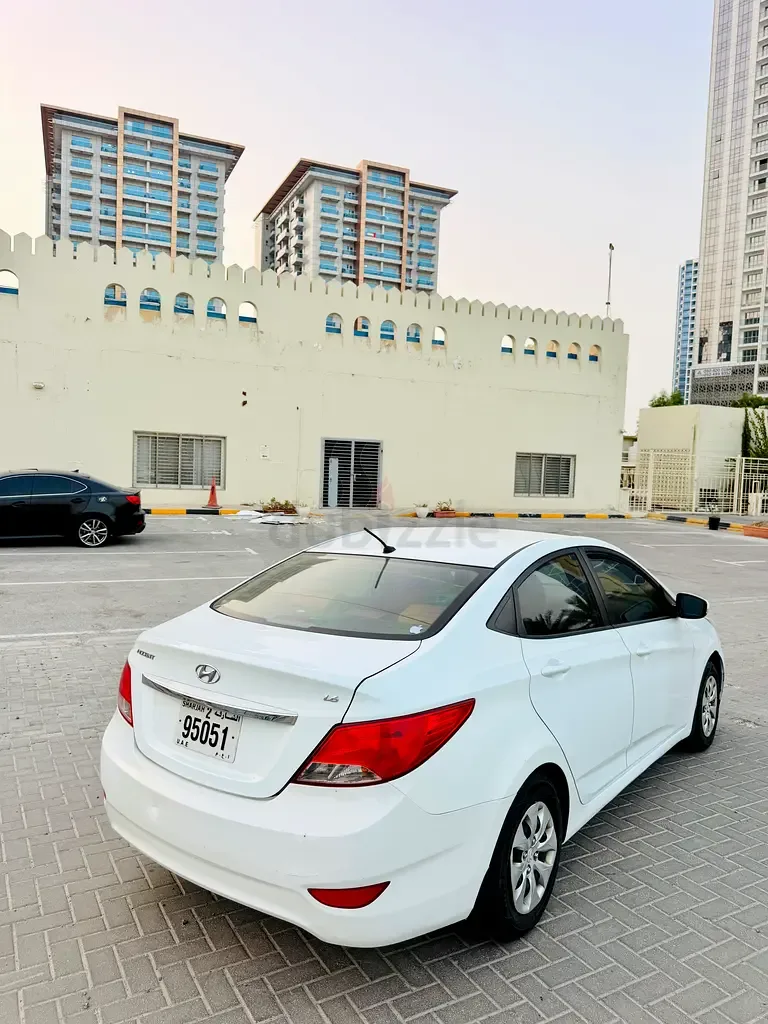 Hyundai Accent 1.6 AT (138 hp)