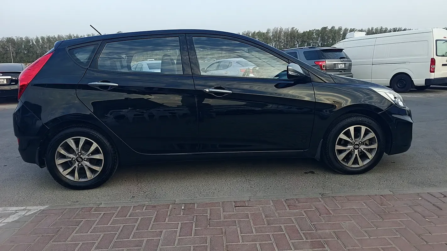 Hyundai Accent 1.6 AT (138 hp) - 2