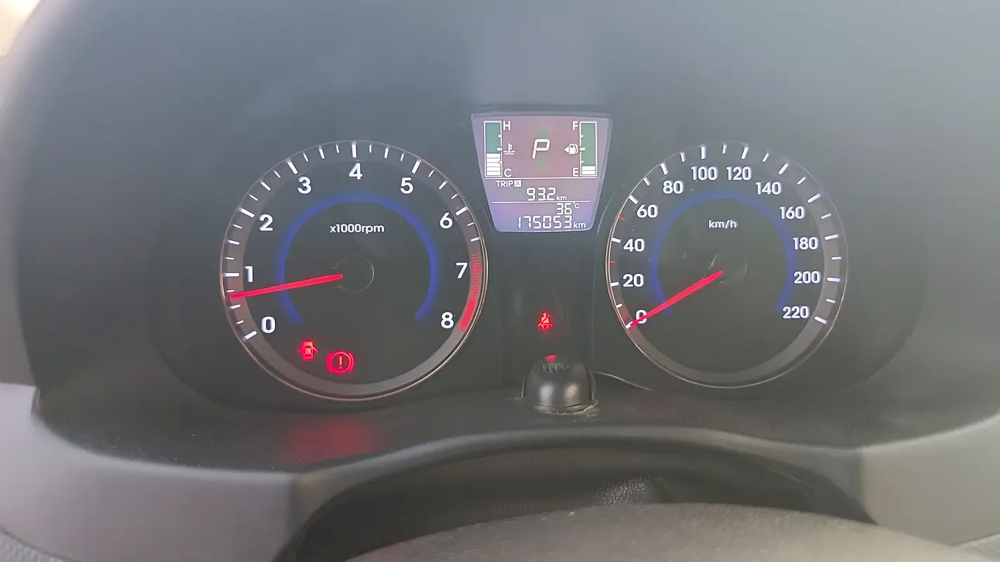 Hyundai Accent 1.6 AT (138 hp) - 14