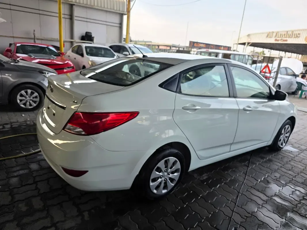 Hyundai Accent 1.6 AT (138 hp) - 7