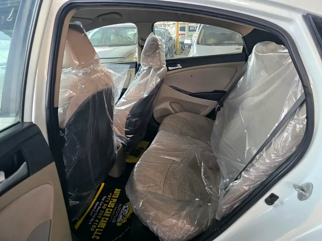 Hyundai Accent 1.6 AT (138 hp) - 16
