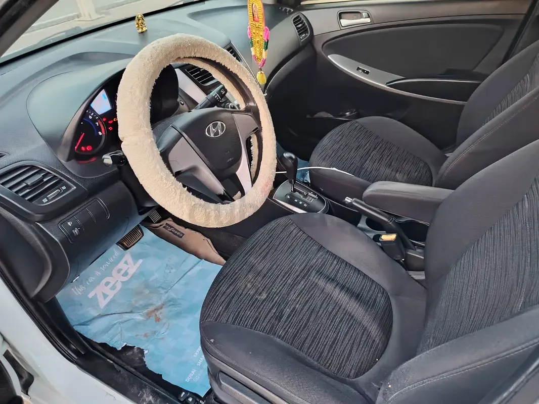 Hyundai Accent 1.6 AT (138 hp) - 2