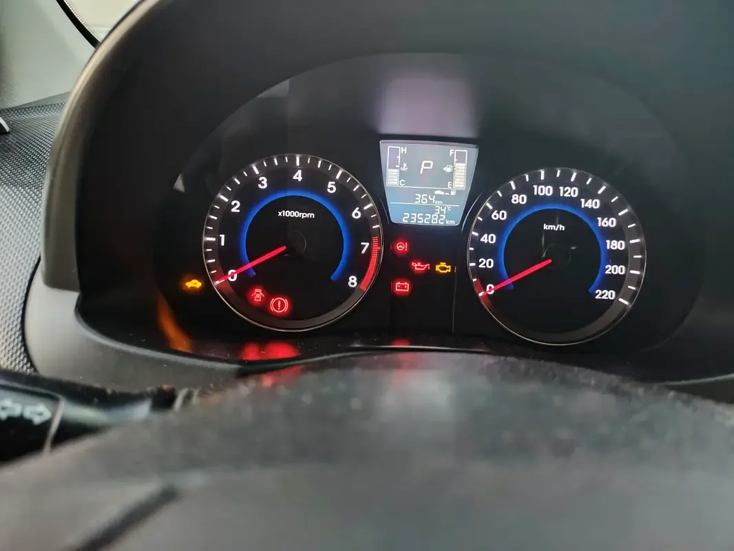 Hyundai Accent 1.6 AT (138 hp) - 7