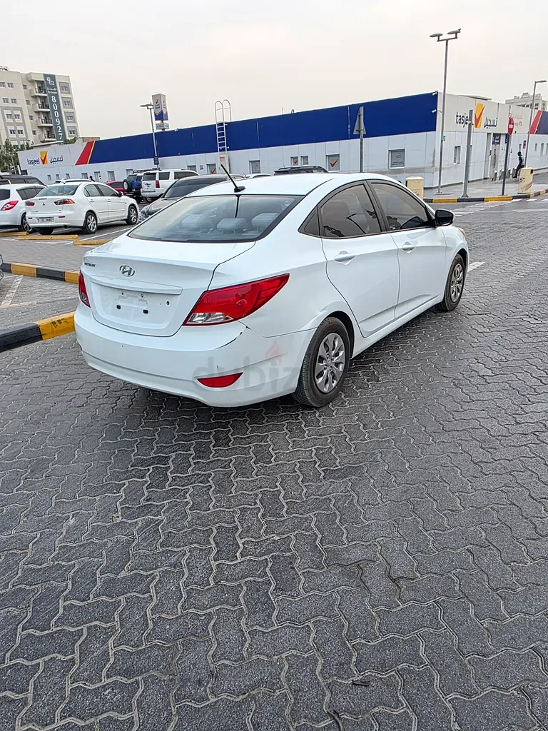 Hyundai Accent 1.6 AT (138 hp) - 18