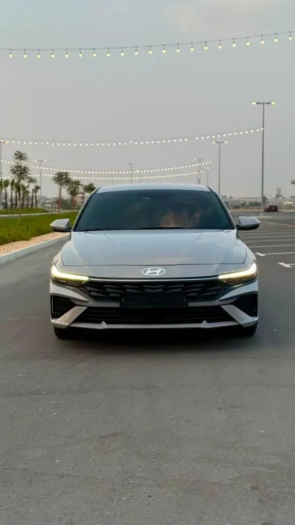 Hyundai Avante 1.6 CVT (123 hp)