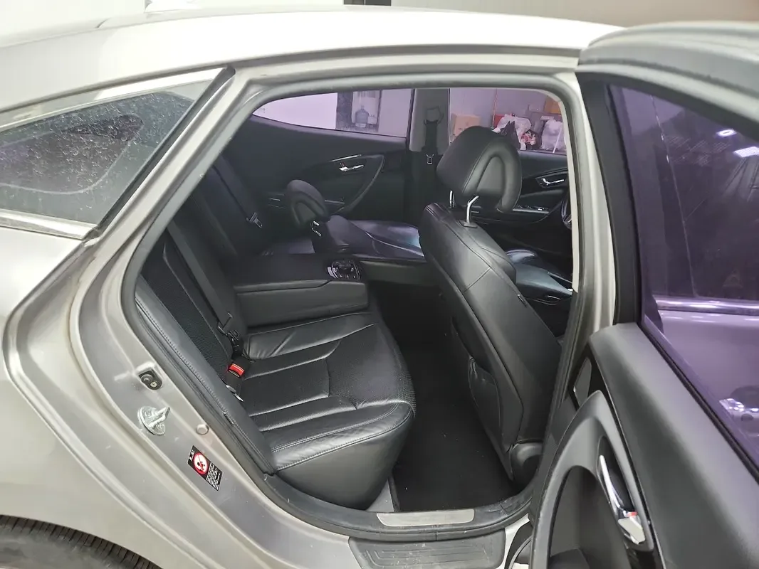 Hyundai Azera 2.4 AT (201 hp) - 14