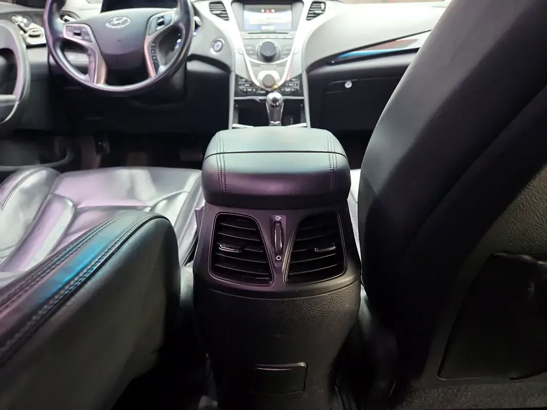 Hyundai Azera 2.4 AT (201 hp) - 16