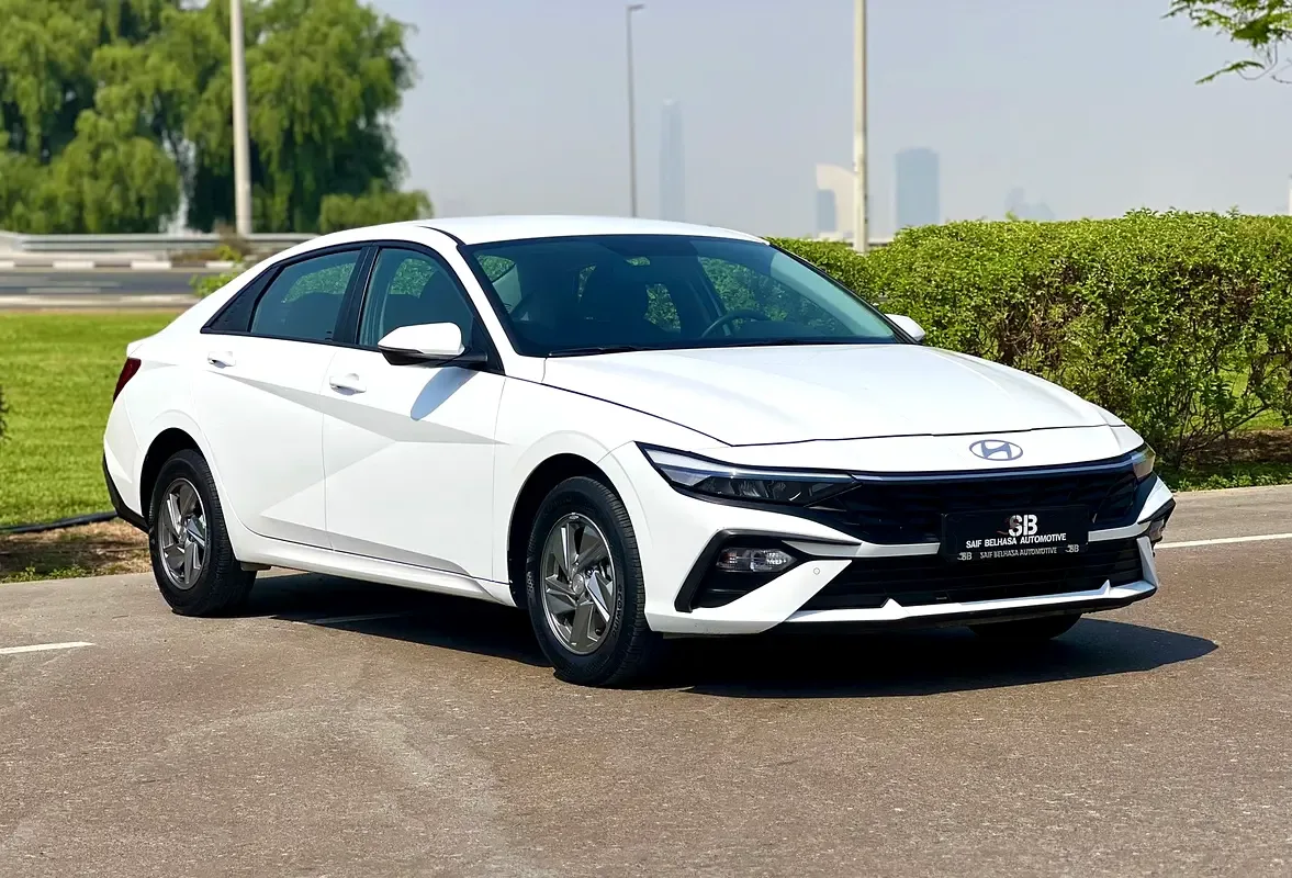 Hyundai Elantra 1.6 AMT (201 hp)